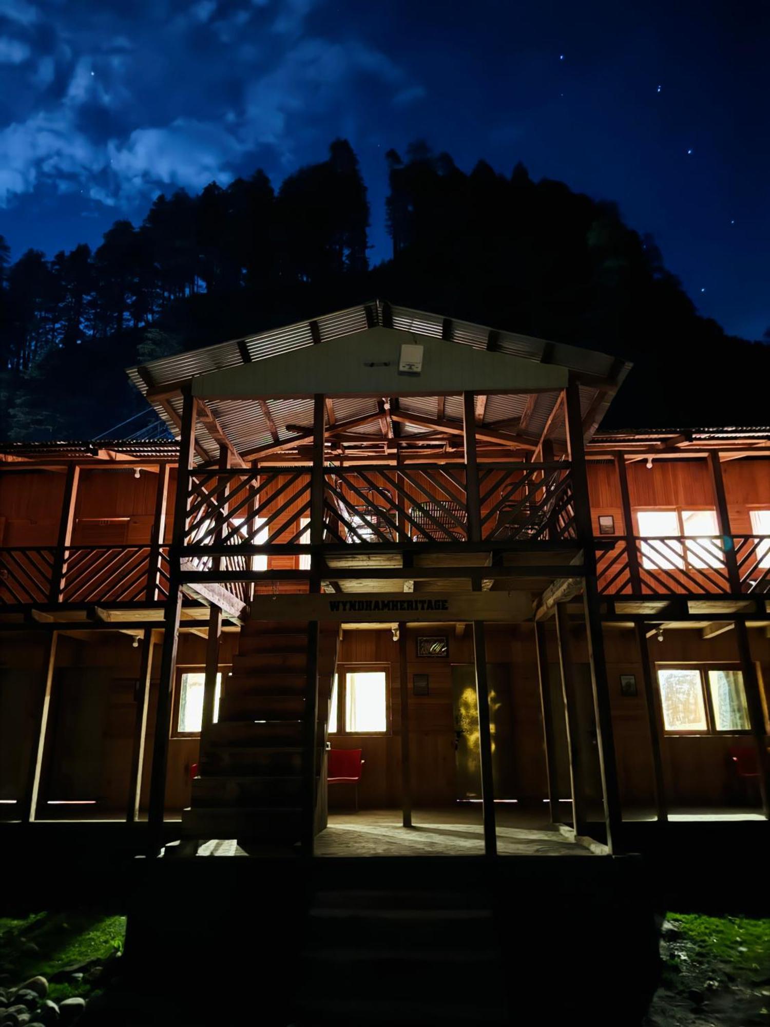 Wyndham Heritage Hotel & Resort Sharda Shardi Exterior foto